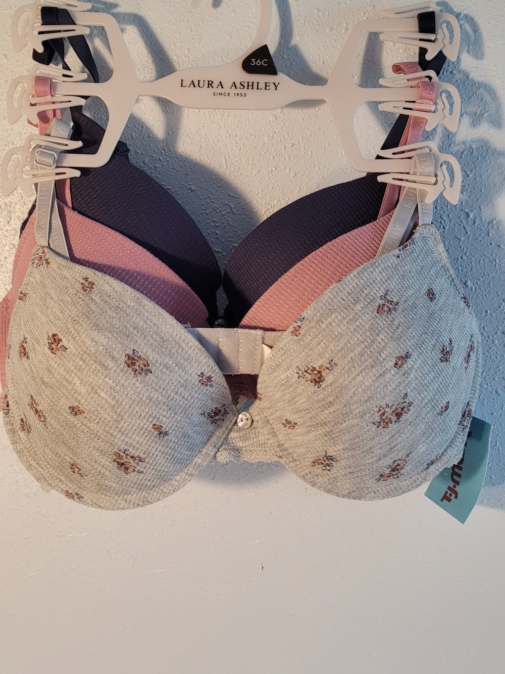 Laura Ashley Women's Floral T-Shirt Bra - Pink & Cream 3 Pack NEW 36C